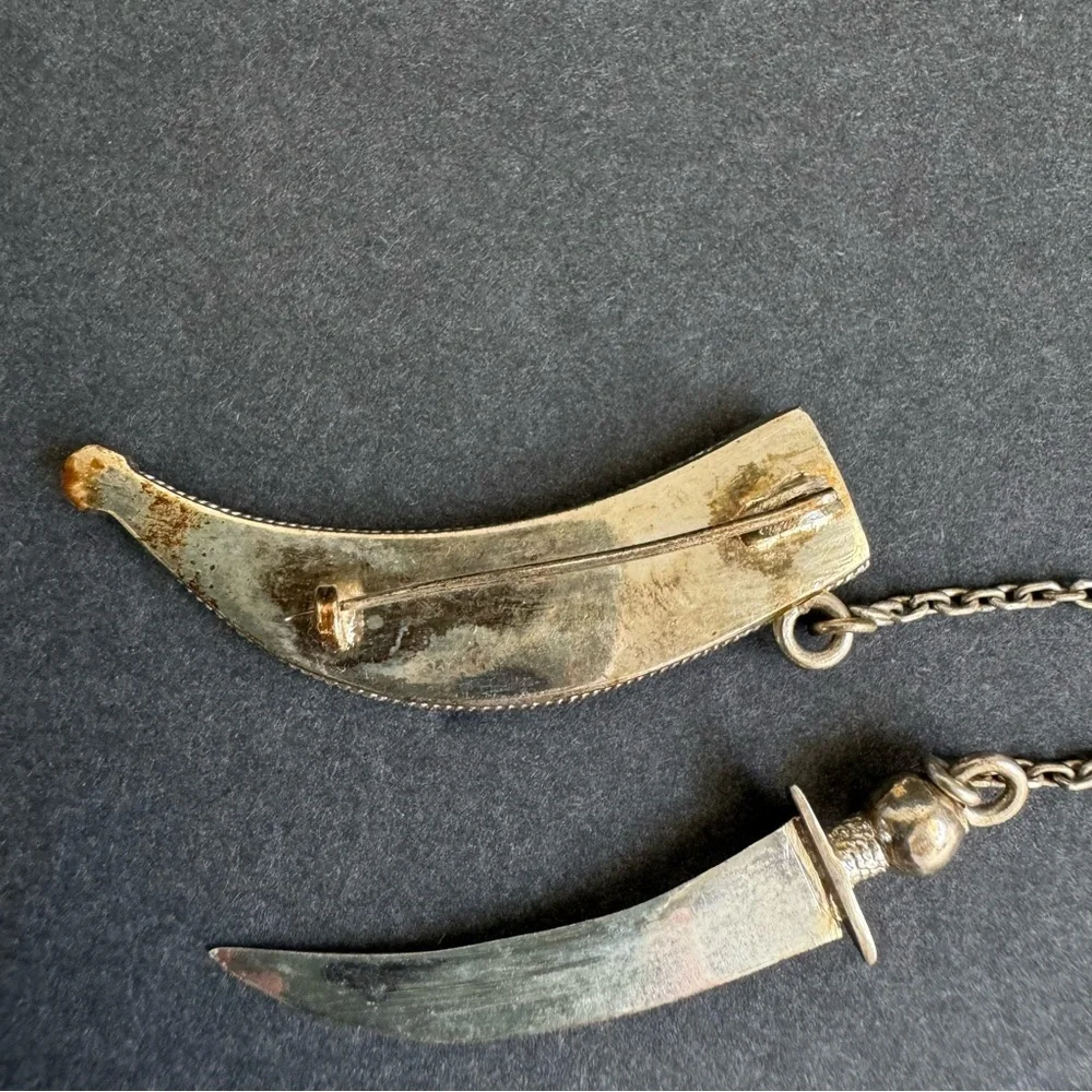 Vintage Sterling Silver Dagger & Sheath Brooch Spun Filigree‎ Sword Pin Chain